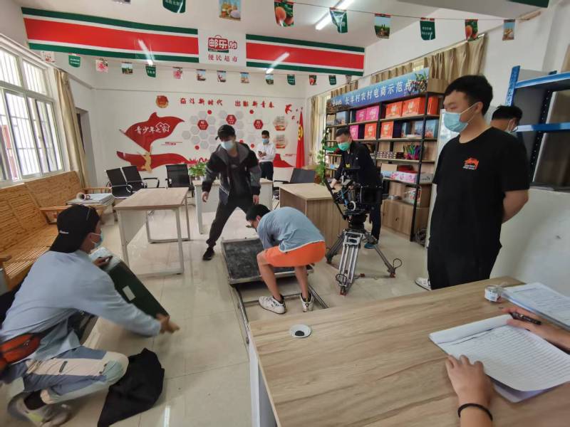 追星女孩心理学分析报告：大兴安广告片拍摄公司揭秘饭圈应援式传播逻辑